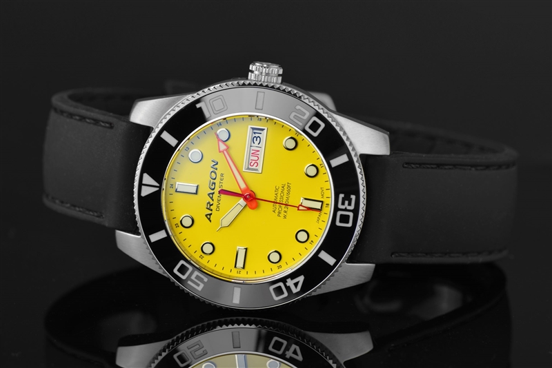 ARAGON® The New Divemaster 42 Swiss Automatic - YouTube